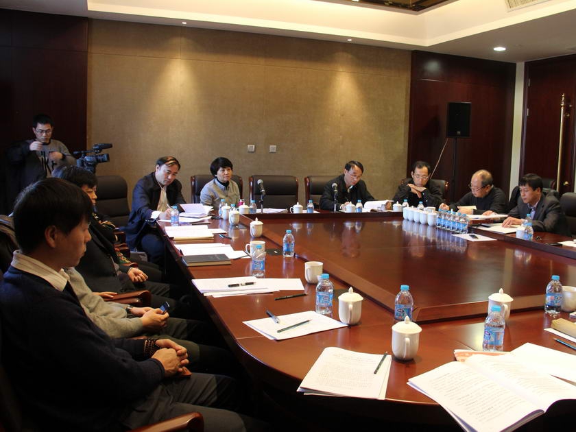 1月16日至17日，中国出版集团公司2013年度工作会议召开。图为第四组讨论现场。