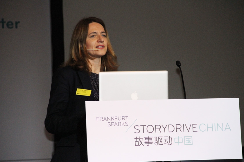 5月30日，第二届故事驱动中国大会（StoryDriveChina）在北京国家会议中心举行。在30日下午举办的主题为“亮点单元（二）”活动上，十位来自德国顶级设计机构的代表，为我们介绍创意产业中的“讲故事之道”——如何用“词汇”来讲故事。图为德国设计协会成员克里斯汀·阿曼德。