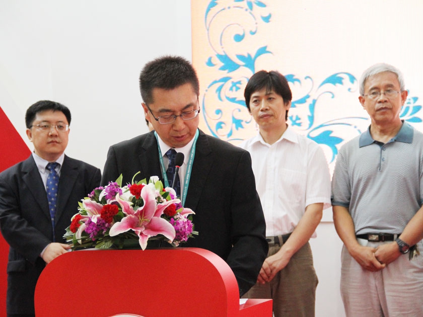李岩副总裁在发布会上讲话。（摄影：袁思源）