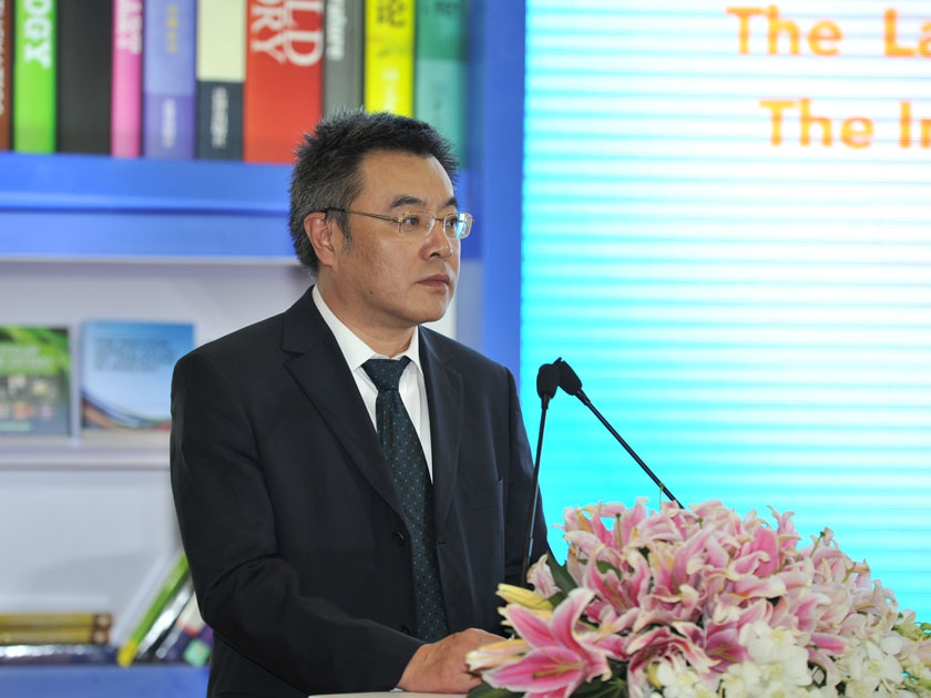 中国出版集团公司副总裁潘凯雄在启动运营会上讲话。（摄影：袁思源）
