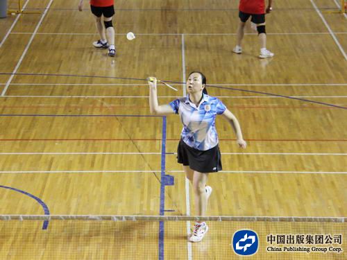 中国出版集团举办第五届职工羽毛球比赛