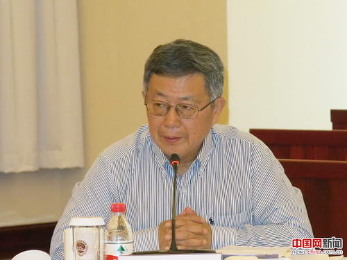 迟福林