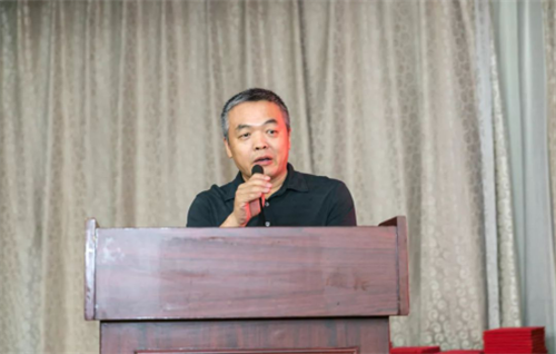 我们都是人美美育学堂的创始人1388