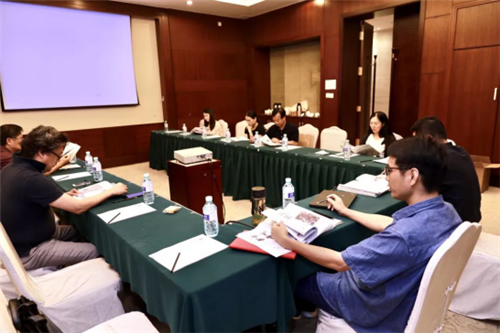 我们都是人美美育学堂的创始人1553