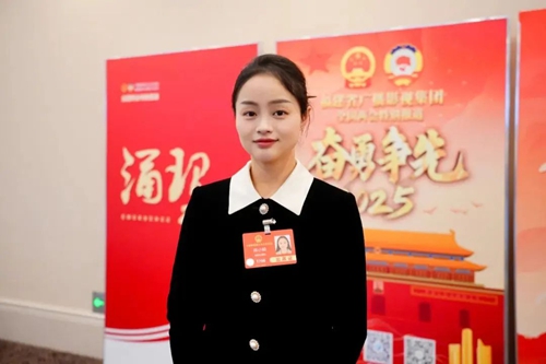 全国政协委员黄志坚：在阅读中丰富联想 引发思考 感受愉悦6