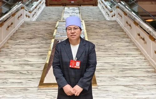 全国政协委员黄志坚：在阅读中丰富联想 引发思考 感受愉悦5